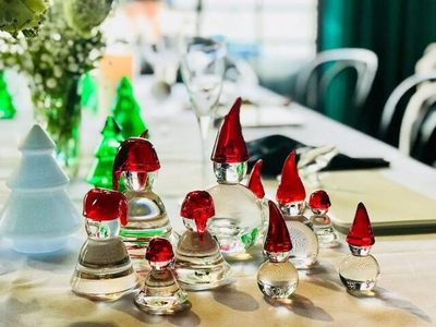 挪威海產(chǎn)攜手老牌水晶品牌，在滬首辦可持續(xù)餐桌藝術(shù)文化活動(dòng)，共話商業(yè)創(chuàng)新與責(zé)任